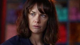 Ruth Wilson als Lorna Brady