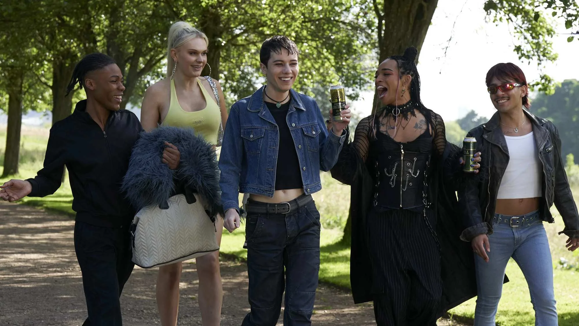 What It Feels Like For A Girl - Episodenguide und News zur Serie